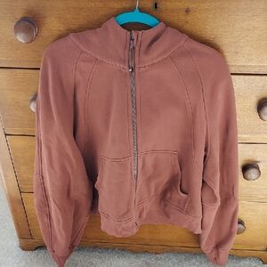 LULULEMON fullzip, cropped scuba hoodie